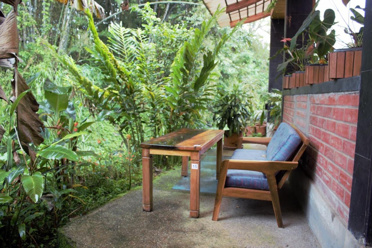 Hostal Zafiro Mindo Εξωτερικό φωτογραφία