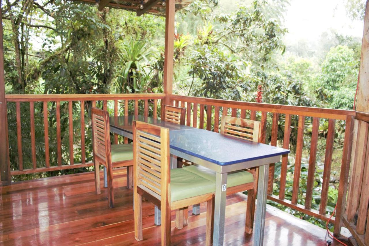 Hostal Zafiro Mindo Εξωτερικό φωτογραφία