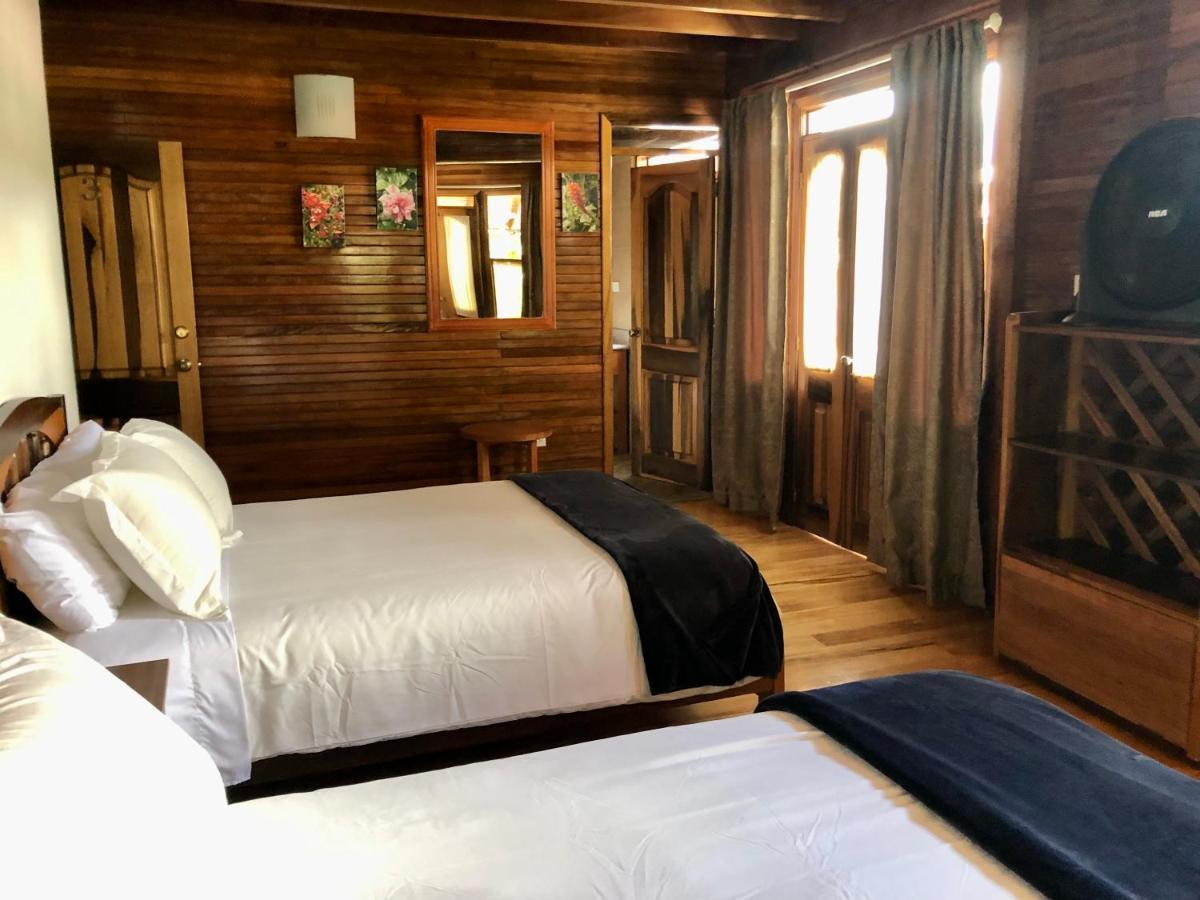 Hostal Zafiro Mindo Εξωτερικό φωτογραφία