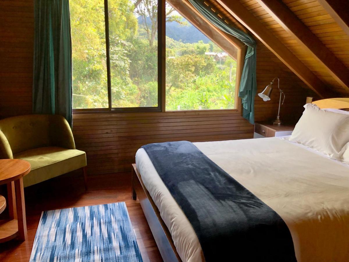 Hostal Zafiro Mindo Εξωτερικό φωτογραφία