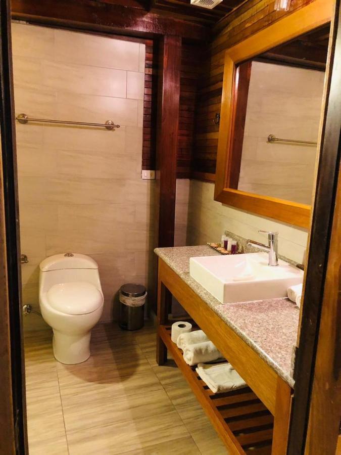 Hostal Zafiro Mindo Εξωτερικό φωτογραφία
