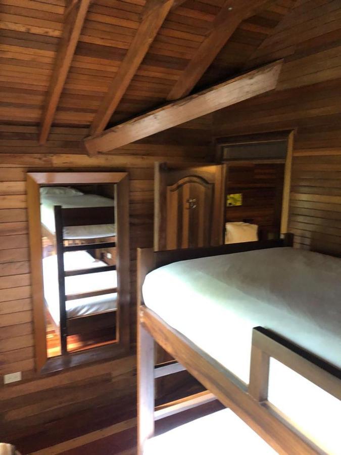 Hostal Zafiro Mindo Εξωτερικό φωτογραφία